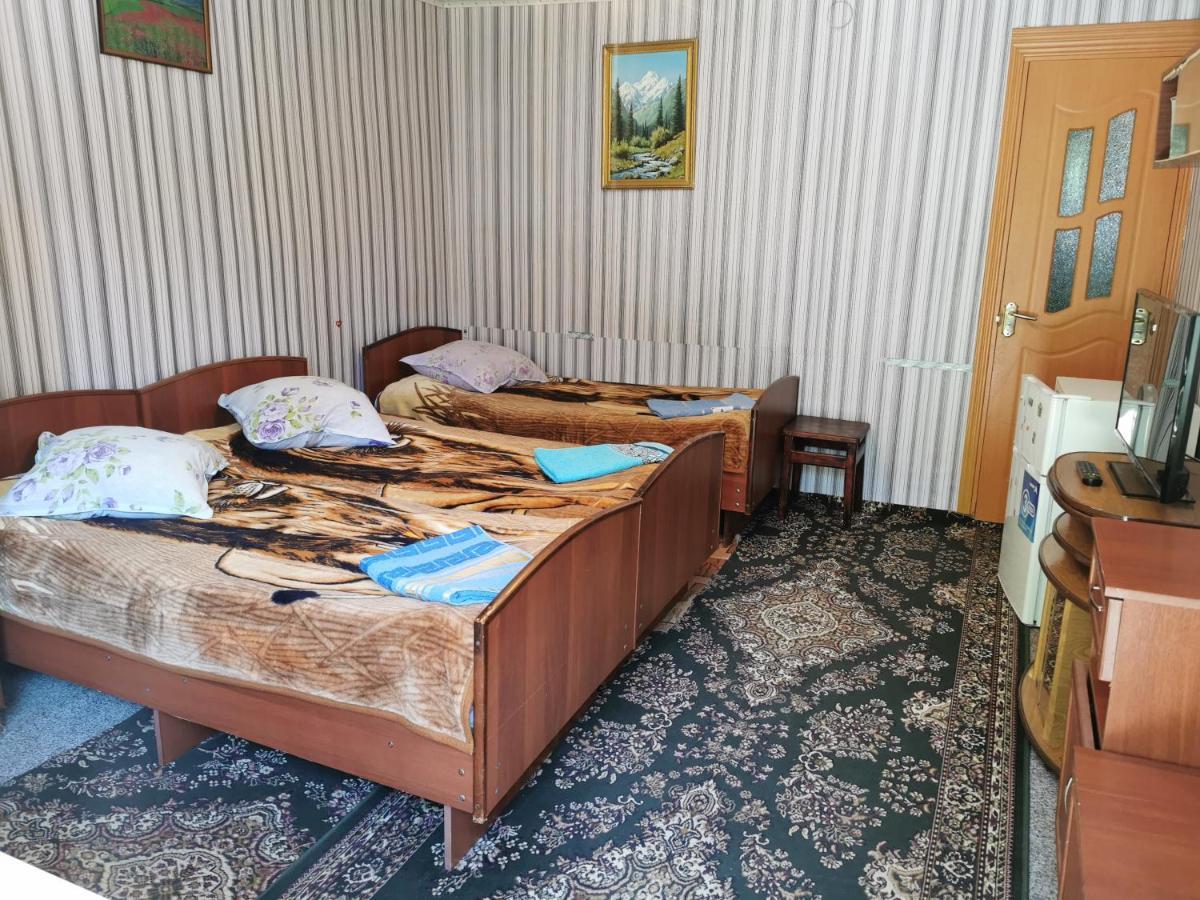 Petrovskaya Pristan 2 Hotel Cholpon-Ata Exterior foto