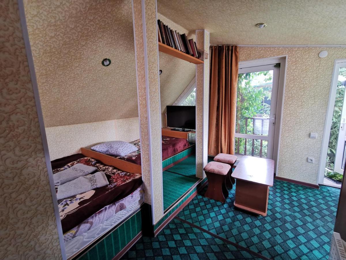 Petrovskaya Pristan 2 Hotel Cholpon-Ata Exterior foto